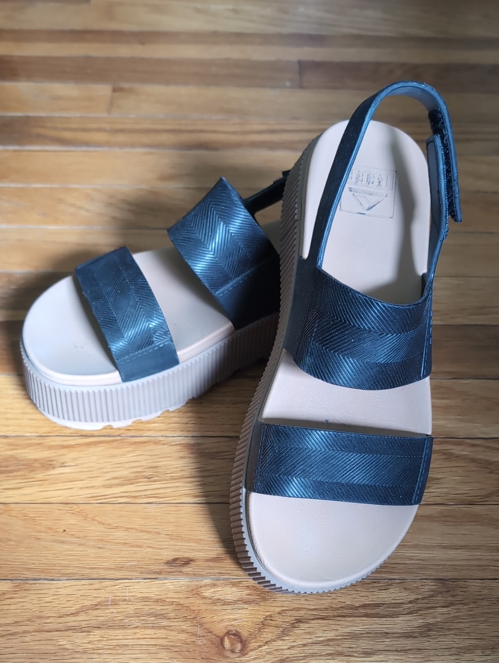 Reef Women’s Higher Water Vista - Size 8